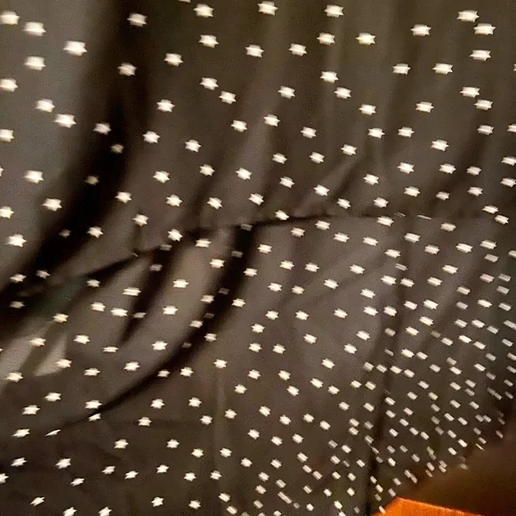 Torrid Black Star Print Sleeveless Top - Picture 6 of 6